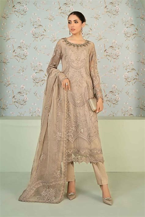 3 Piece Embroidered Chiffon Suit – Maria.B. Designs (AE)