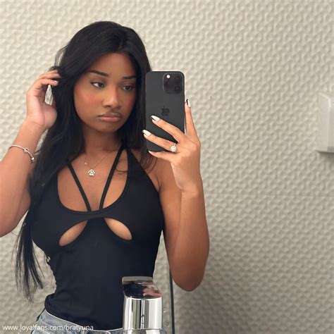 Yuna B's videos and clips | Official account | LoyalFans