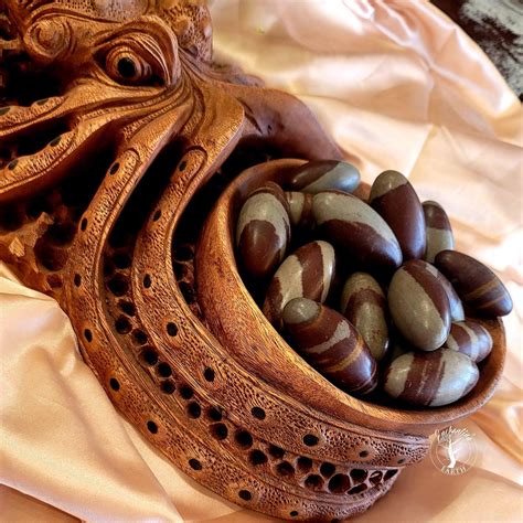 Shiva Lingam for Balance, Creation and Fertility