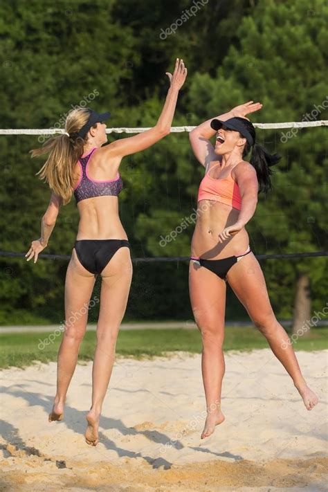 Female Beach Volleyball Players — Stock Photo © actionsports #51608367