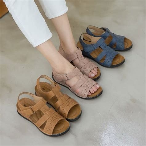 쌈지 가볍고 발편한 볼넓은 색상이 예쁜 여름 데일리 스트랩샌들 4cm - 샌들 | 쿠팡