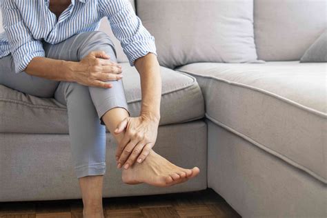 7 Hidden Habits That Cramp Your Feet (And How To Break Them)