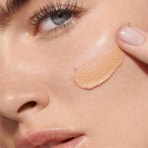 Smooth + Blur Primer - Pürüzsüzleştirici Etkili Makyaj Bazı SEPHORA ...