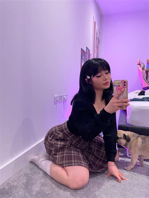 Cozy Sunday ♡ (F 18+) : r/selfie