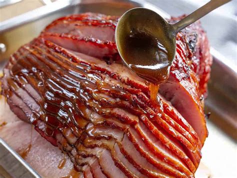 25 Best Ham Glaze Recipes for Easter and Beyond