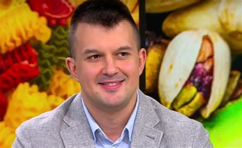 Явор Асьов: Най-важно е режимът на хранене да бъде постоянен и да се ...