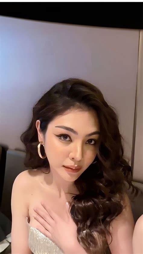 faye peraya malisorn kcl beauty queen   year   beauty