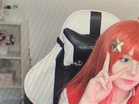 I’m live again on twitch in 35 minutes!! ️ ️ https://m.twitch.tv