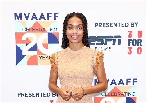 Actress Yara Shahidi celebrates new Dior campaign - Kuwait Weekly