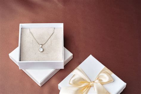 Holiday Jewelry Gifts San Antonio | 2025 Gift Guide