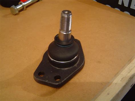 ball joint  spanish ball joint translation  spanish uukamv