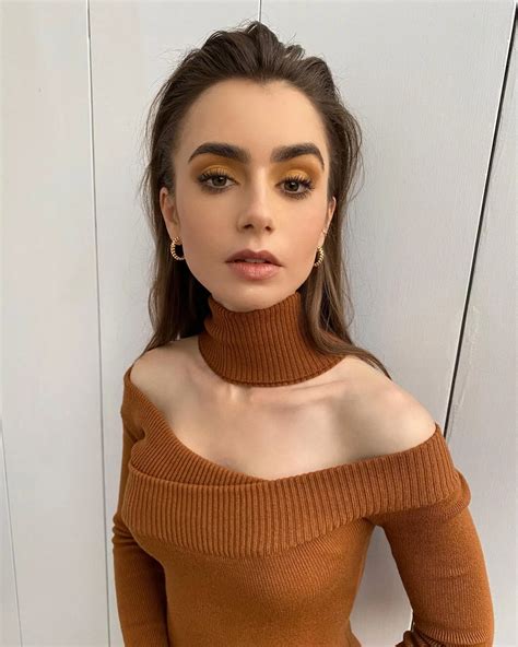 Lily Collins | Scrolller