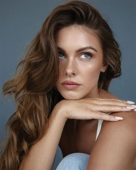 Carmella Rose 12/05/2022 • CelebMafia