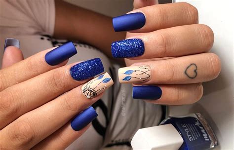 Unha Azul Com Dourado - Unhas Azul com Dourado: Se Inspire com Decorações Chiques! - Unhas ...