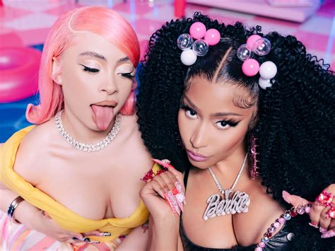Nicki Minaj、Ice Spice 改編 Aqua 洗腦神曲〈Barbie World〉MV 正式公開！
