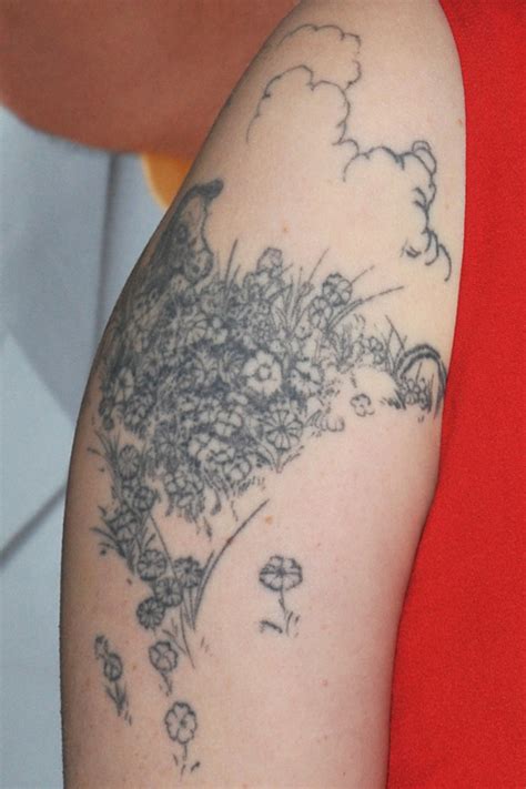 Lena Dunham's 11 Tattoos & Meanings | Steal Her Style