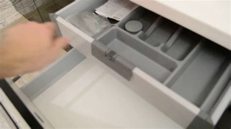 Кухонные гарнитуры Тандембокс с внутренним ящиком Blum Кухни с ...