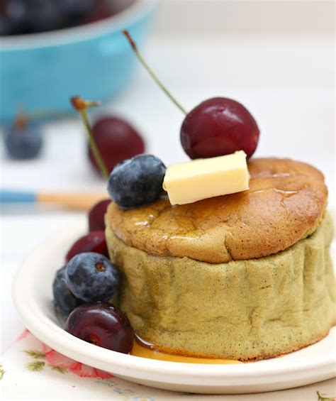 Baked matcha soufflé pancakes