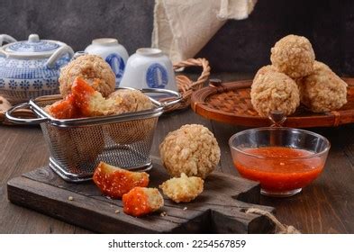 957 Bakwan Goreng Images, Stock Photos & Vectors | Shutterstock