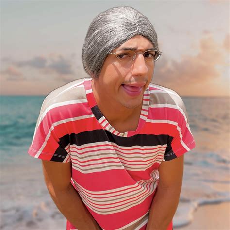 Compra uma chácara pra você descansar kk | Vó Maria