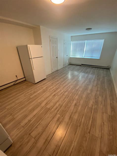 Traffic and Location Guide for Kissena Blvd and Horace Harding Expy 8