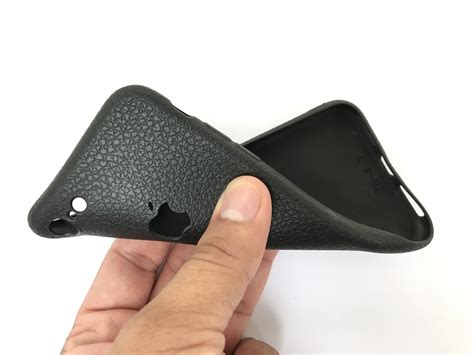 simple black leather textured soft tpu case  iphones