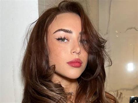 La indirecta de Nicki Nicole a Peso Pluma en su primer show tras la