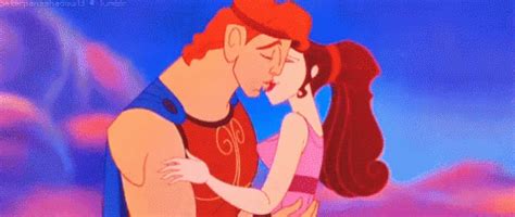 Disney Kisses GIFs | Tenor GIF Keyboard