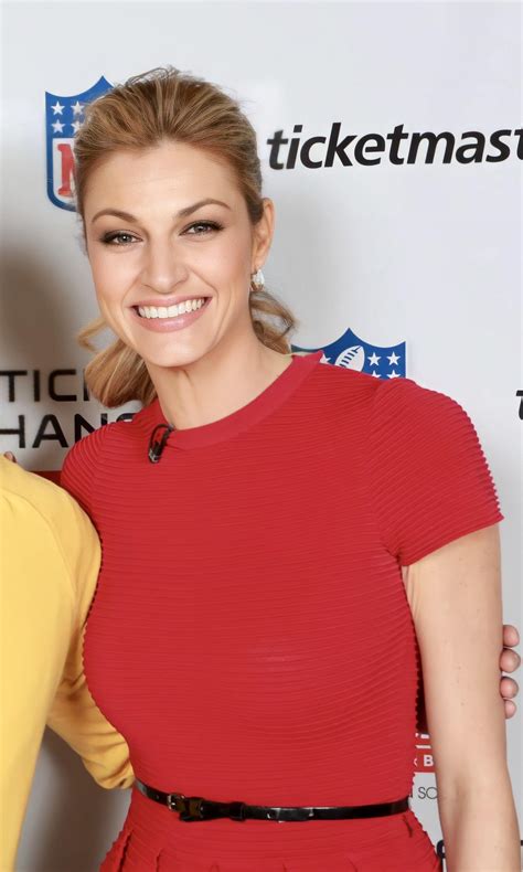 Erin Andrews Meet & Greet (1/31/14) : r/ErinAndrewsFans