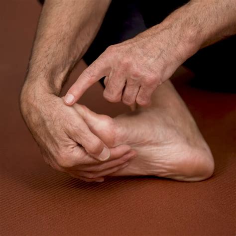 Hammer Toe Exercises | Liebscher & Bracht