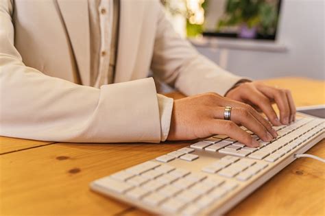 top    document creators   share  docs  word