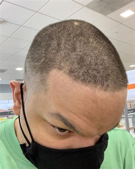 How to request the perfect men's high and tight haircut today 8