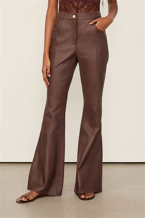 Calca De Couro Flare - Calça De Couro Flare Nesgas