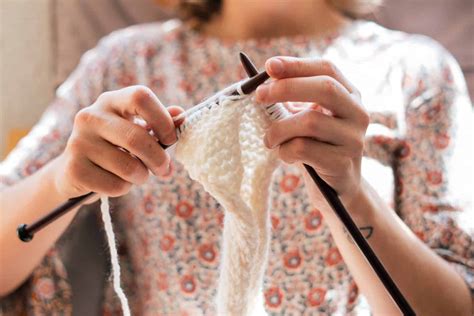 The Ultimate Beginner’s Guide To Knitting (Everything You Need To Know ...