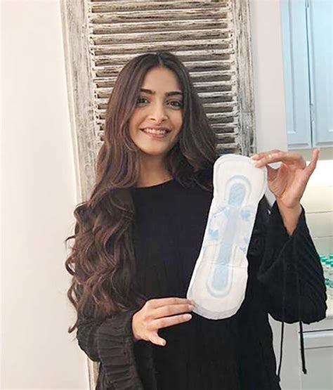 PadMan challenge spreads over social media like wildfire | Filmfare.com