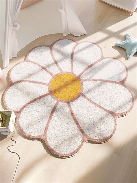 Flower Shaped Rug | Flower rug, Contemporary carpet, Rugs
