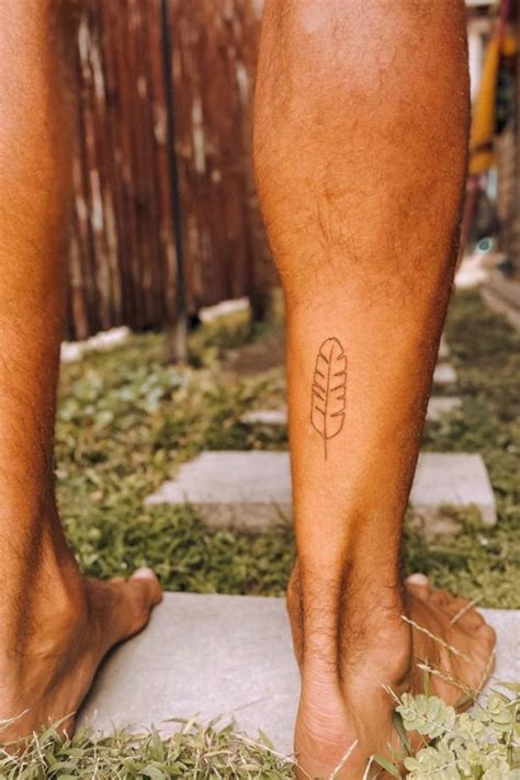 30+ Amazing Feather Tattoo Ideas with Meaning