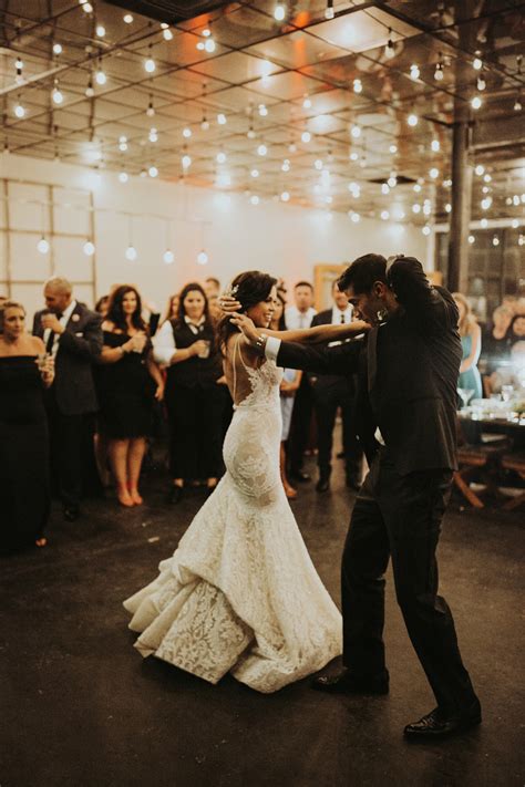 Real Wedding: Blair + Pedro | Lush + Modern wedding with a gorgeous