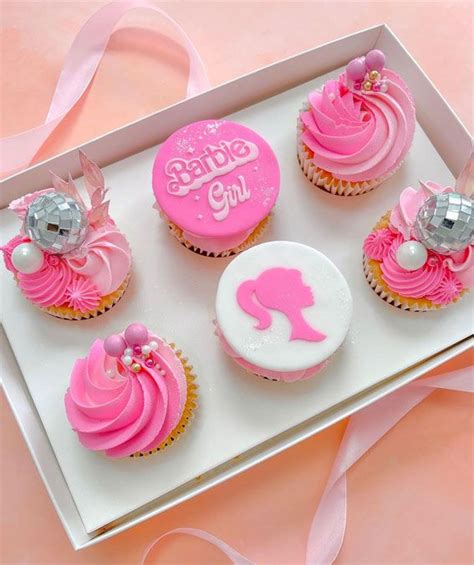 40 Irresistible Cupcake Ideas : Barbie Cupcakes | Barbie cupcakes ...