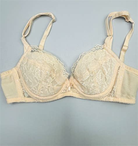 Vintage Bali Bra 34B Ivory Lace Padded Underwire Full… - Gem