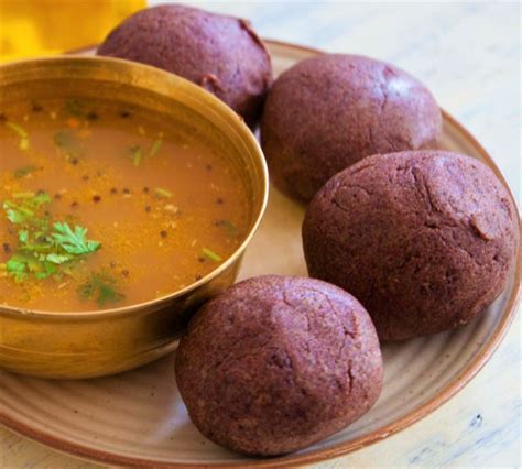 Top 25 Famous Food Items of the Karnataka Cuisine – The Strong Traveller