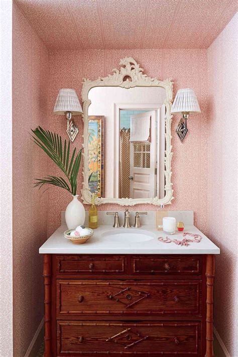 5 Mistakes You Might Be Making Decorating With Mirrors