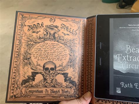 My new kindle case came in! I love it! : r/kindle