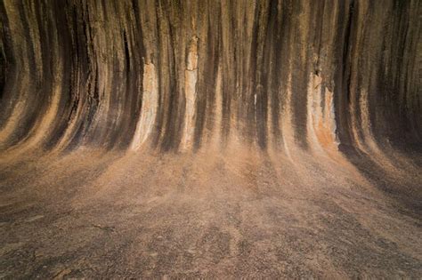 Premium Photo | Wave rock hyden western australia