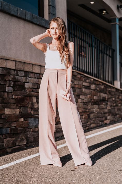 pastel color outfit ideas  female  hudson becher blog