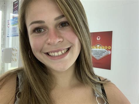 Here is my tan face😋 : r/Faces