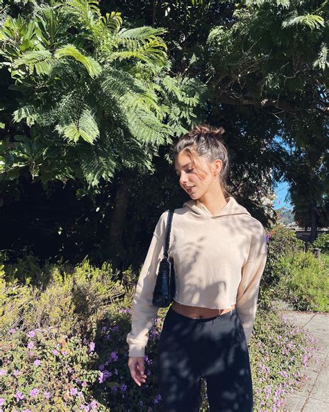 JoEll Perry ੈ ‧₊˚ | enjoying the sun ☀️💕 | Instagram