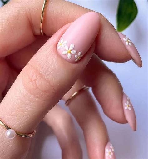 With Spring in the air, get your nails ready with these beautiful ...