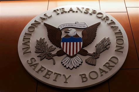 White House removes NTSB vice chair | Reuters