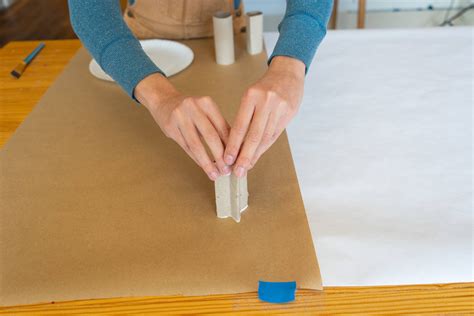 Postal workers explain why a roll of stamps is smaller 20